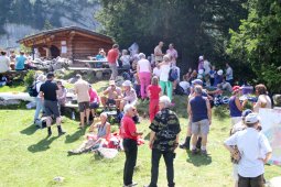 Bergklub: Höhentreff auf der Älggialp